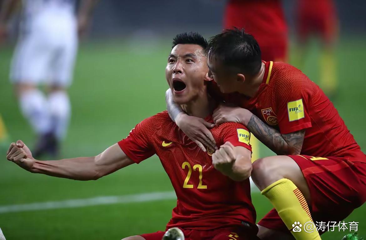 九州娱乐-烽火连天：足球赛事冠军争夺战日趋激烈的简单介绍